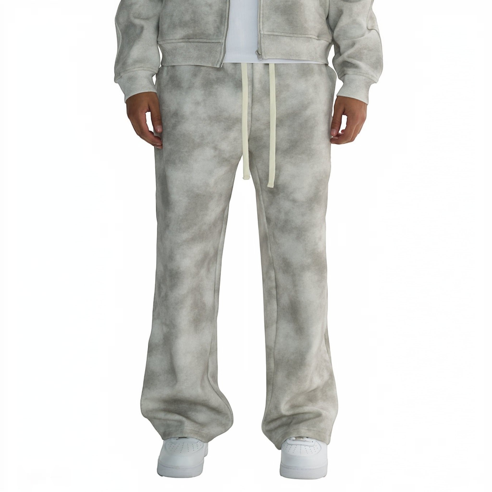 Mud dirty washed sweatpants Studio Ruban — on model