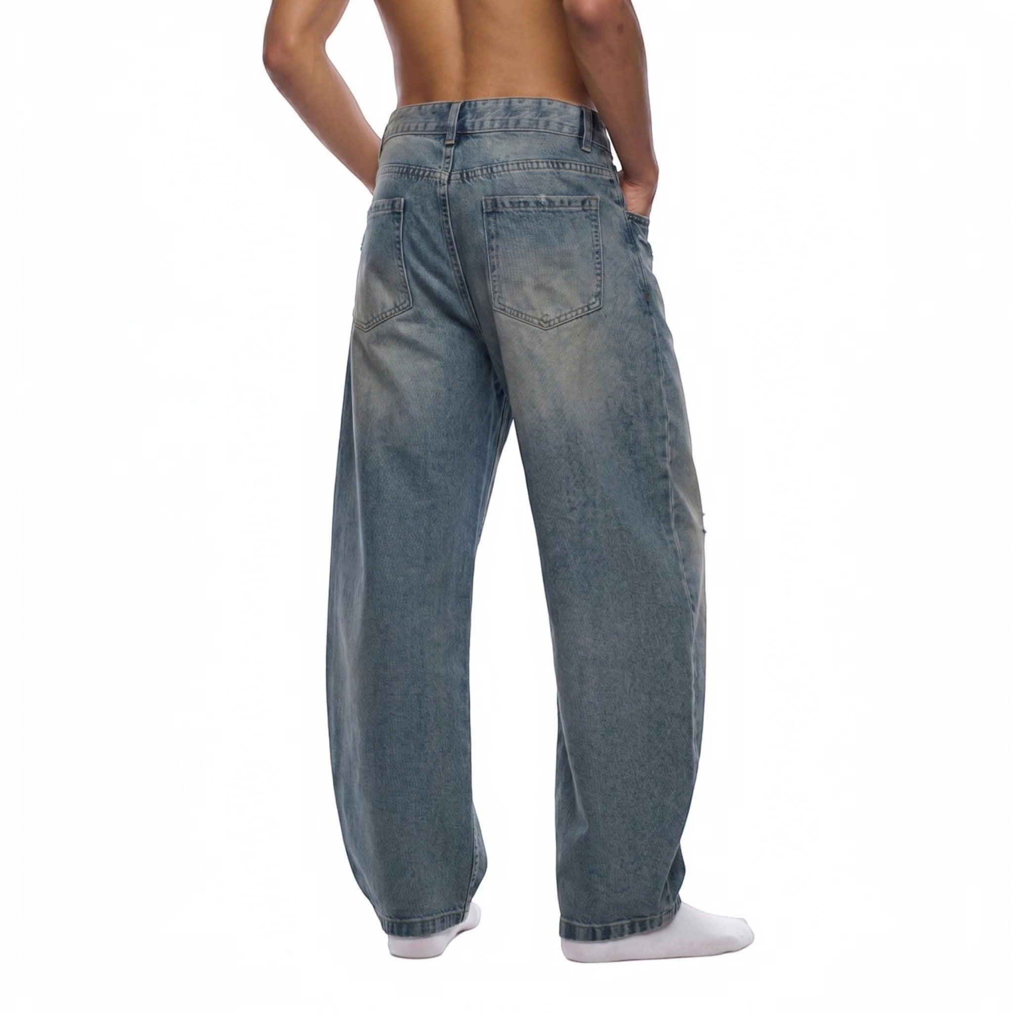 Rux Distressed Barrel Leg Jeans Studio Ruban — rip detail