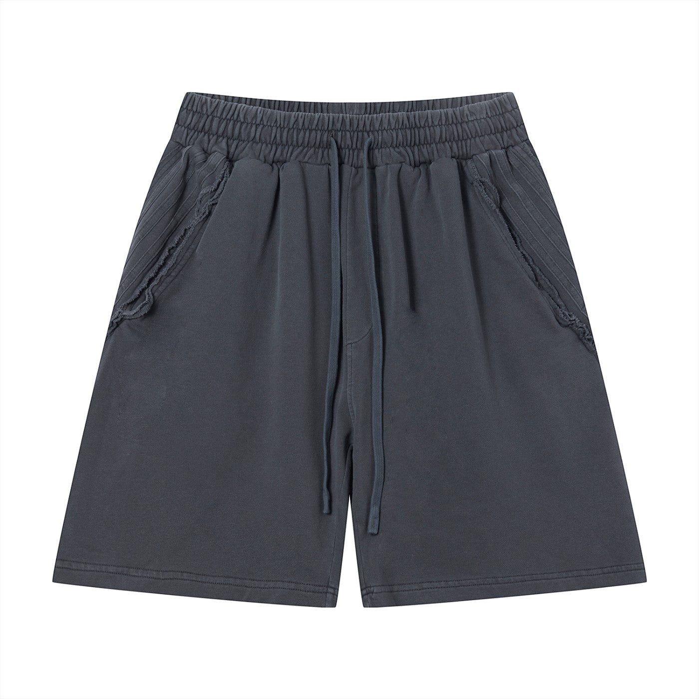 Edge shorts Studio Ruban — lifestyle shot