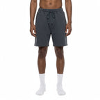 Edge Raw Edge Shorts Studio Ruban — model front