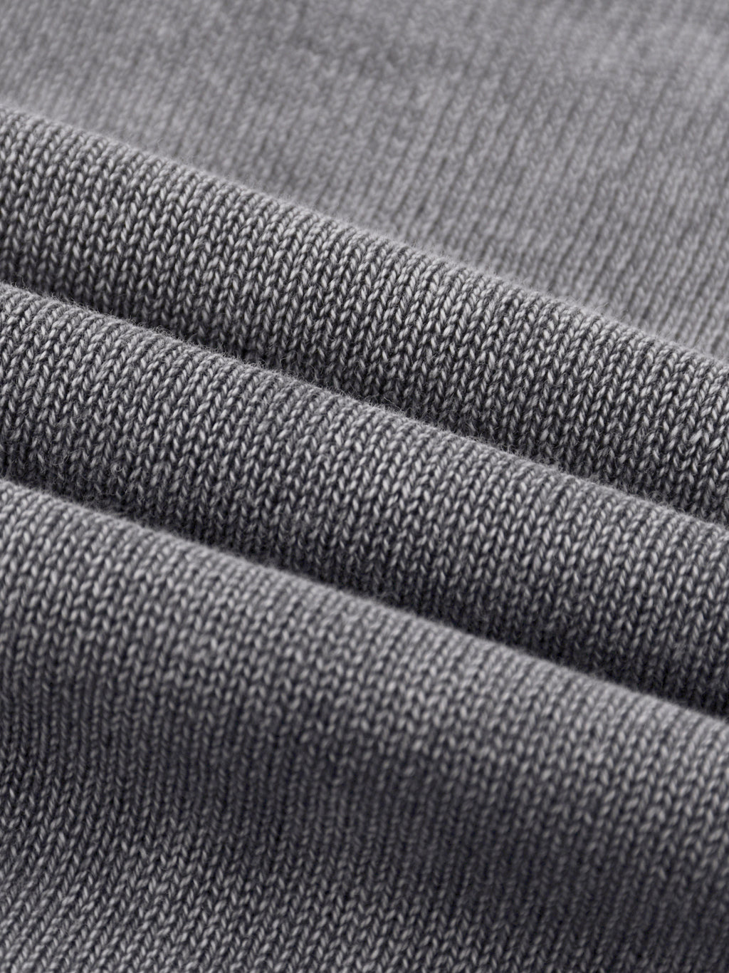 Mavi balloon sleeve sweater Studio Ruban — back detail