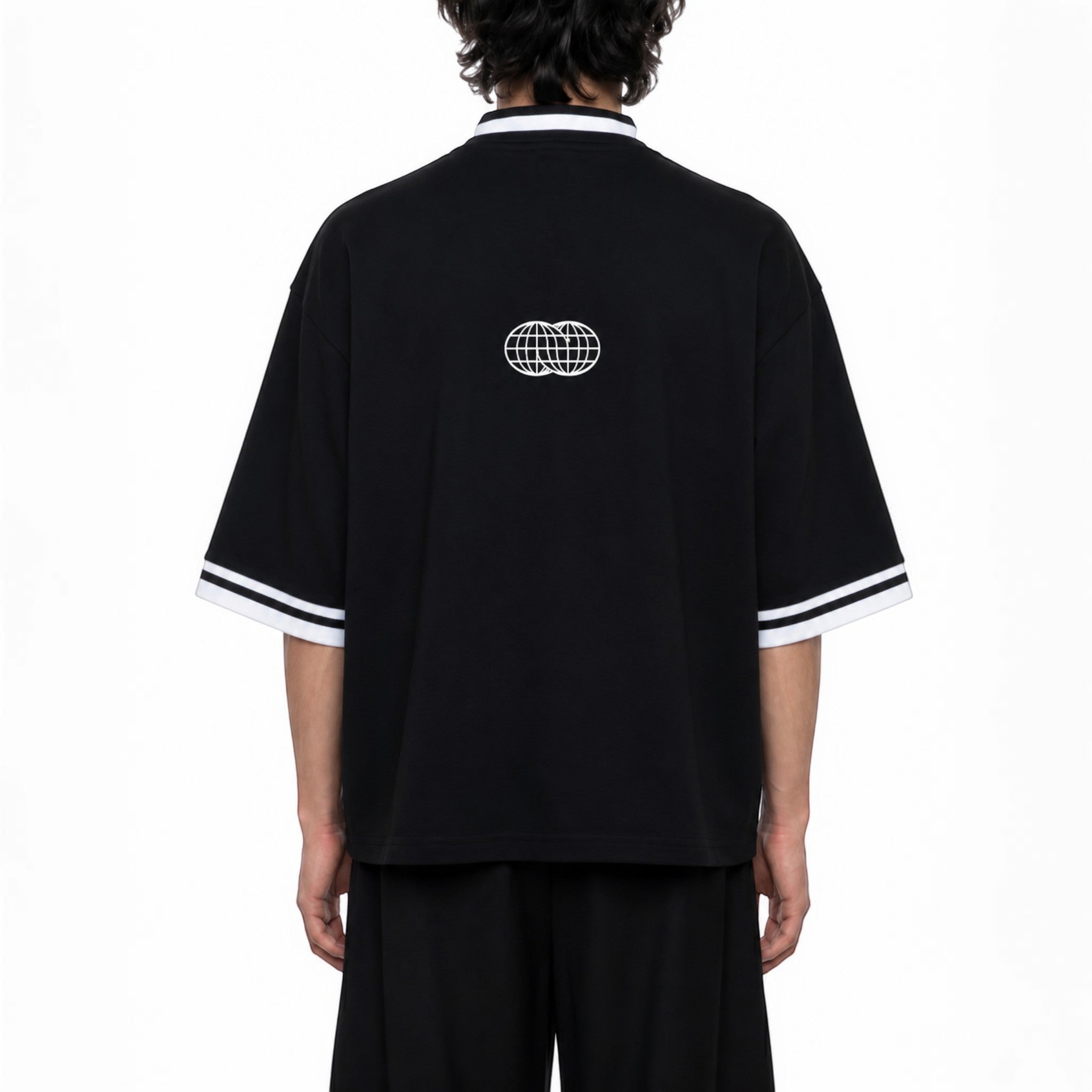 Base Heavyweight Baseball Jersey Studio Ruban — model back