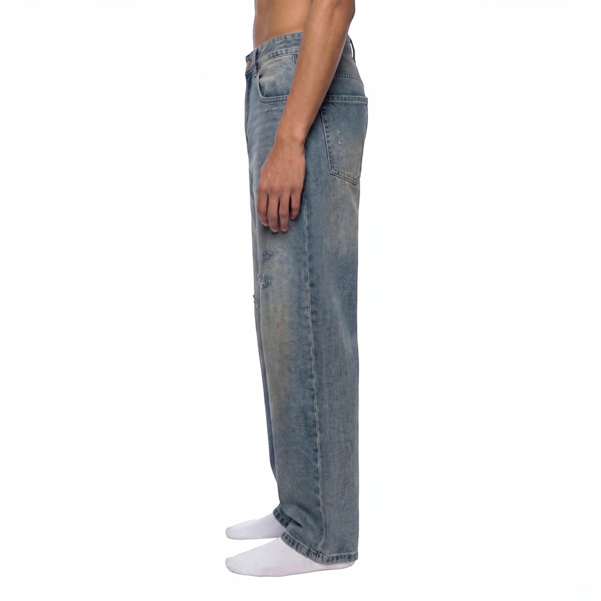 Rux Distressed Barrel Leg Jeans Studio Ruban — outfit view